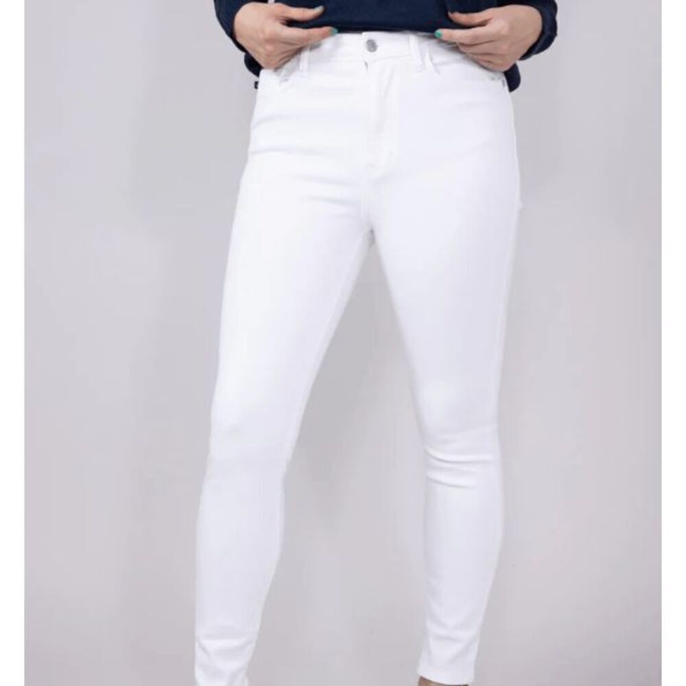 NWT‎ Judy Blue Mid Rise Skinny Fit Raw Hem White Denim Jeans Size 9 / 29